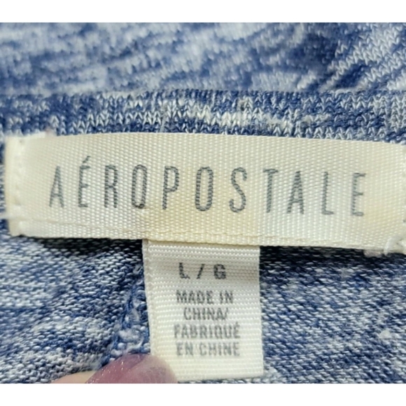 Aeropostale Lace Embellished Elephant Top Size Large - Picture 5 of 6